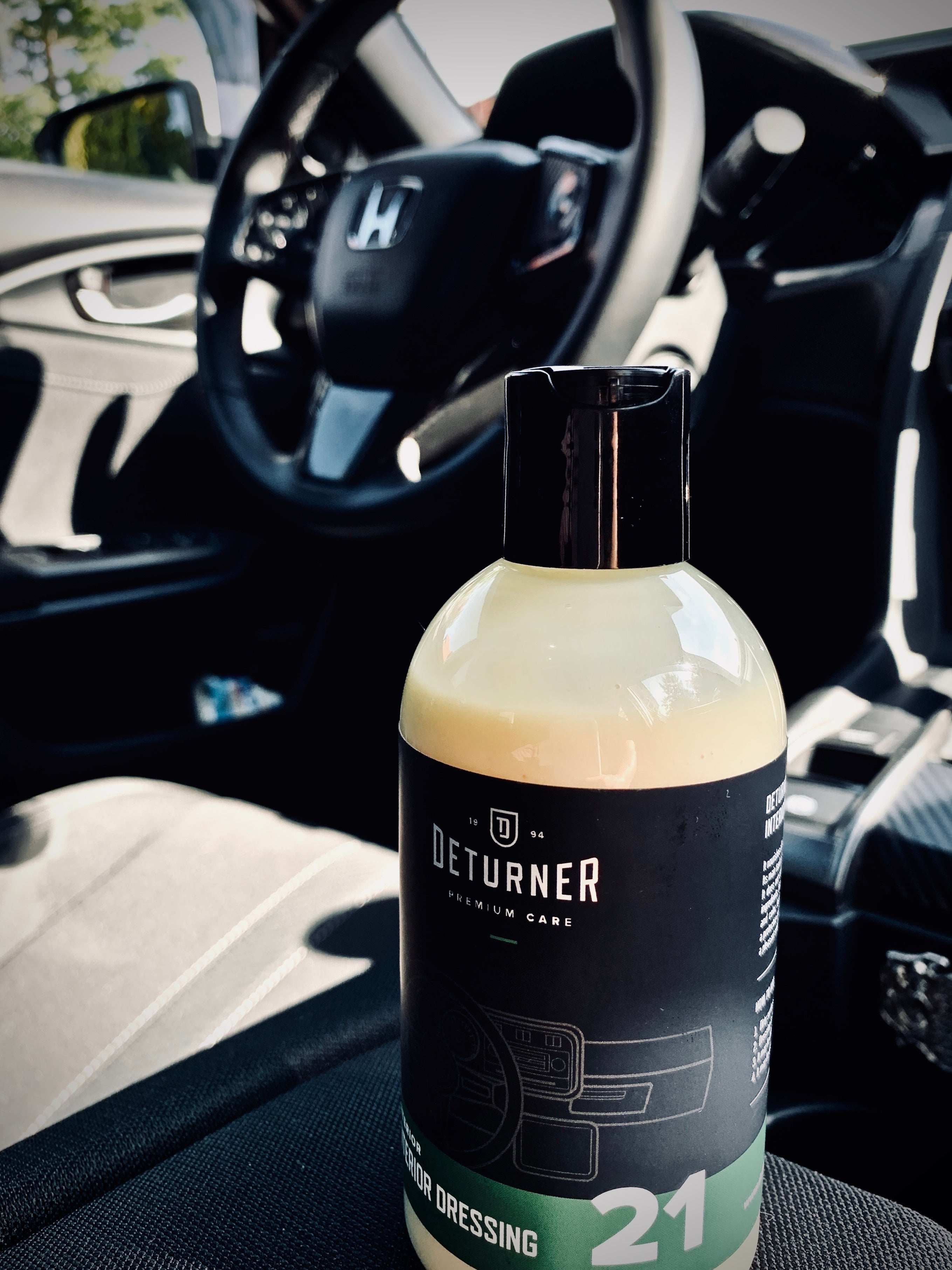 Deturner Interior Dressing Muovinhoitoaine