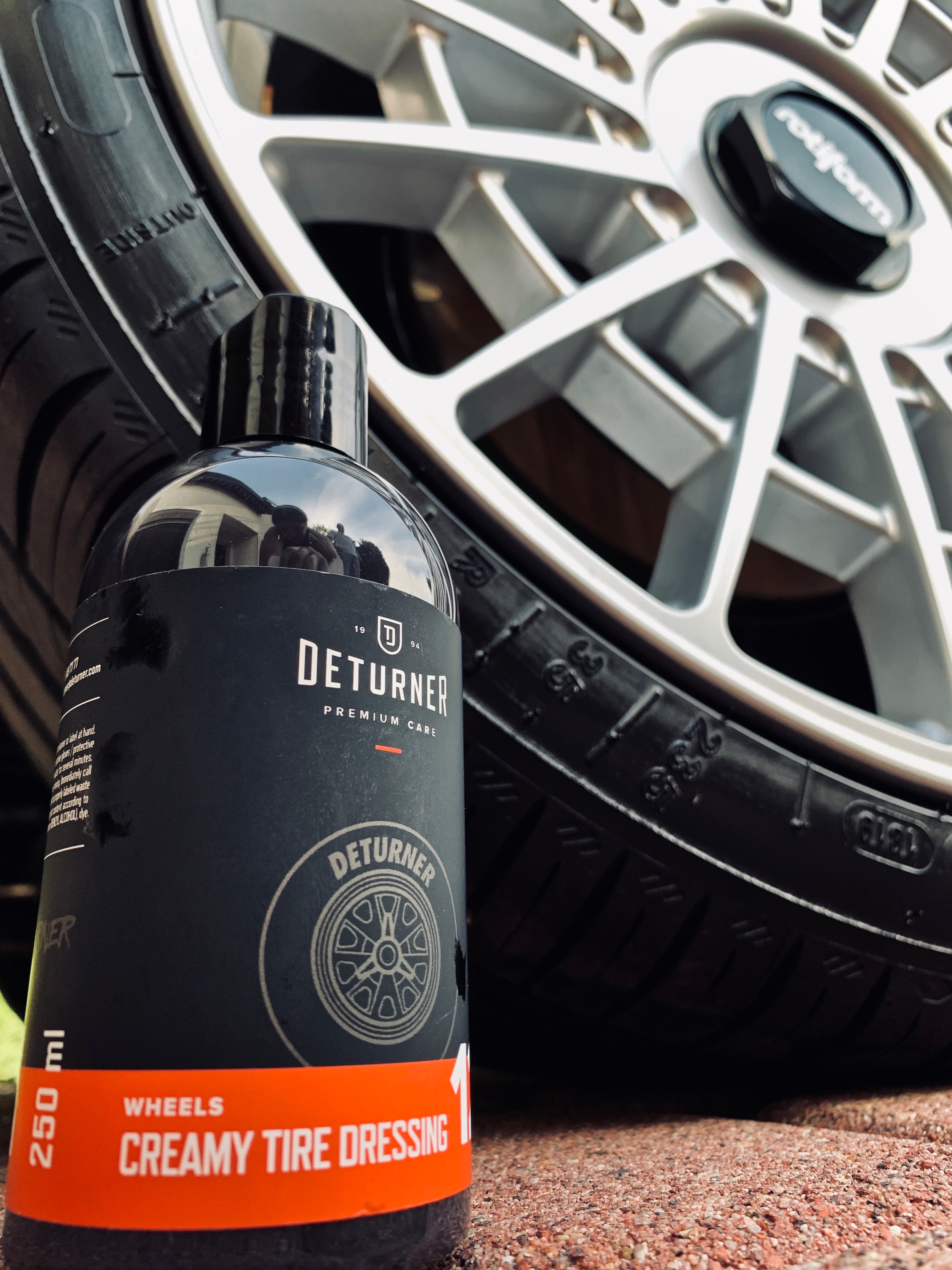 Deturner Creamy Tire Dressing Kuminhoitoaine