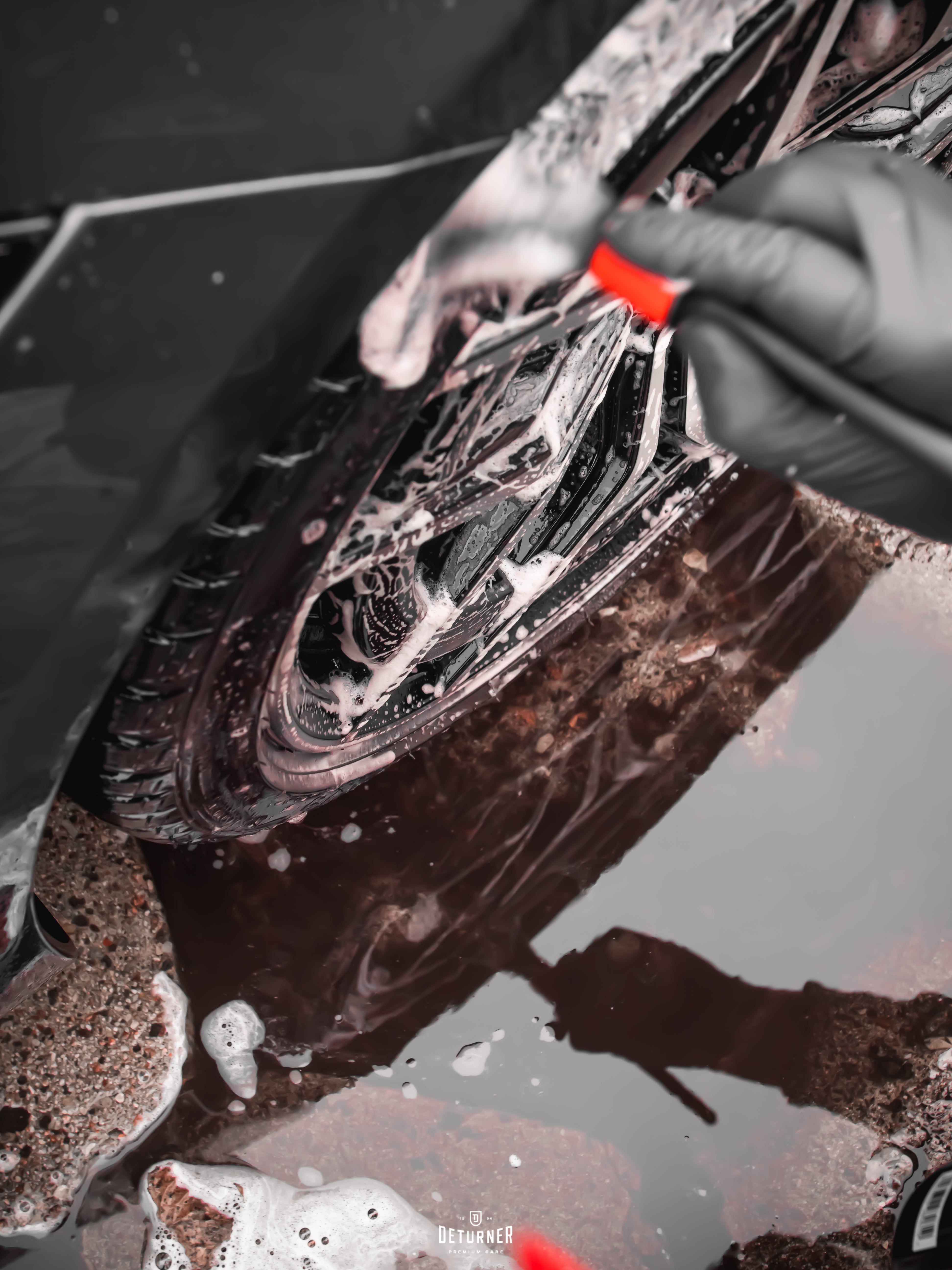 Deturner Wheels and tire cleaner Vanteiden ja renkaiden puhdistusaine