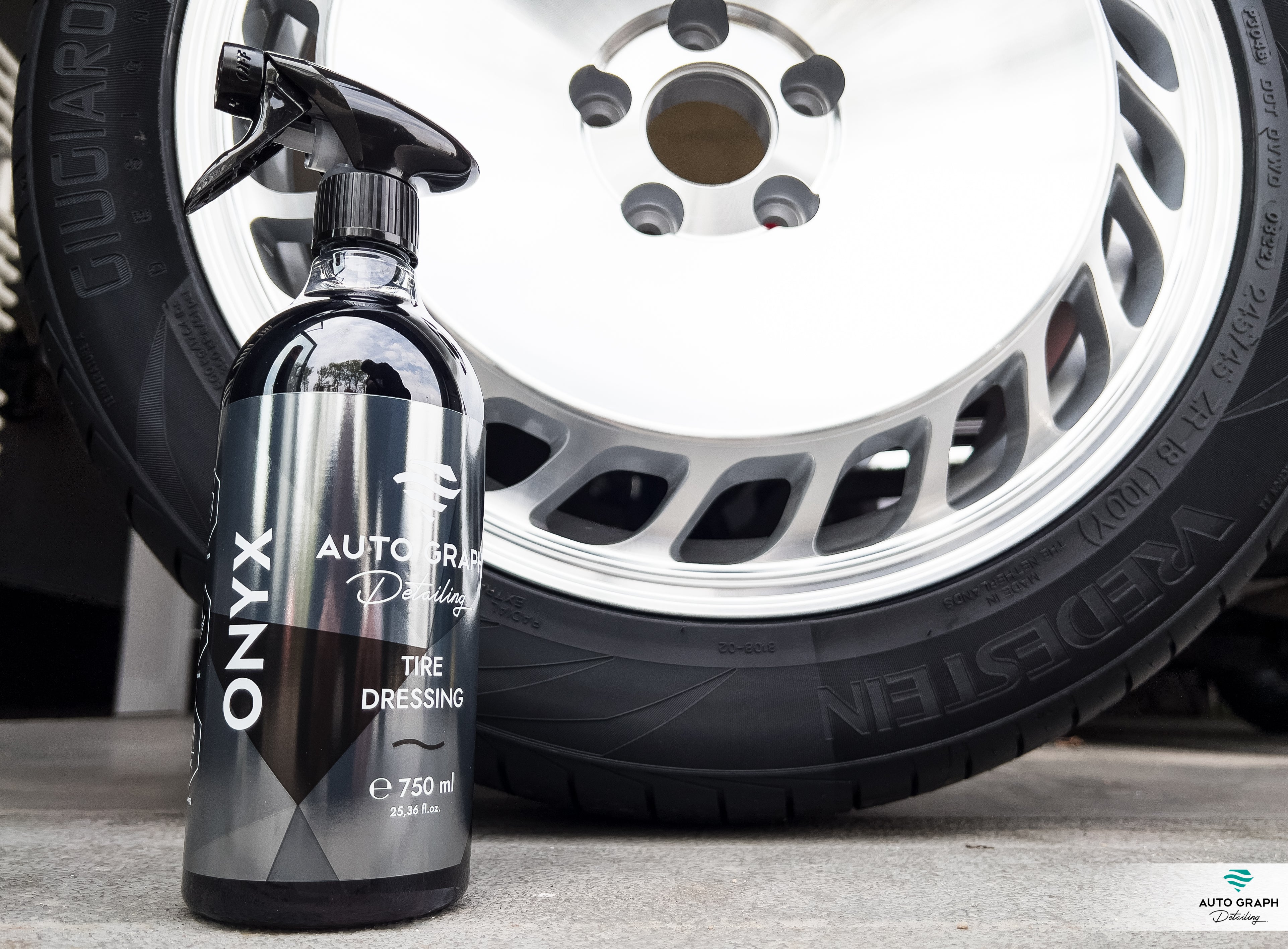 Auto Graph ONYX Tire Dressing Rengaskiilloke