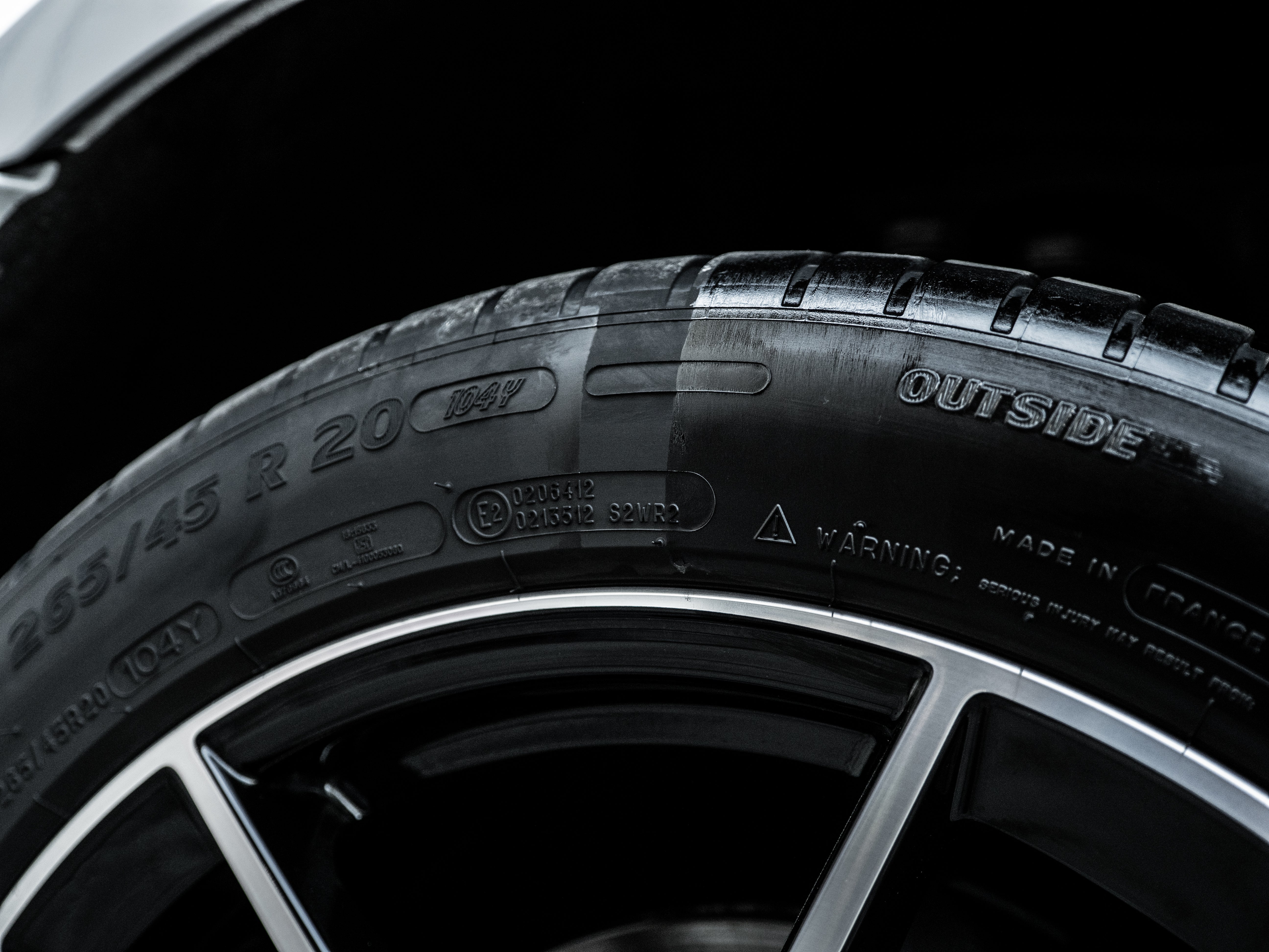 Deturner Creamy Tire Dressing Kuminhoitoaine